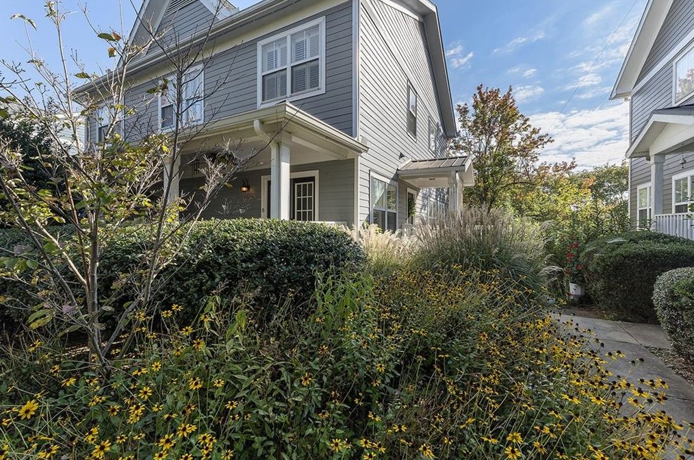 267 Carlyle Park Dr, Atlanta, GA 30307-2883