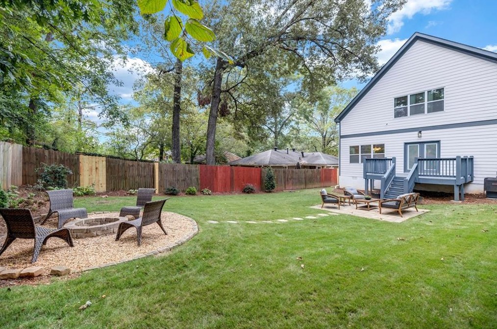 690 Parker Ave, Decatur GA  30032-3952 exterior