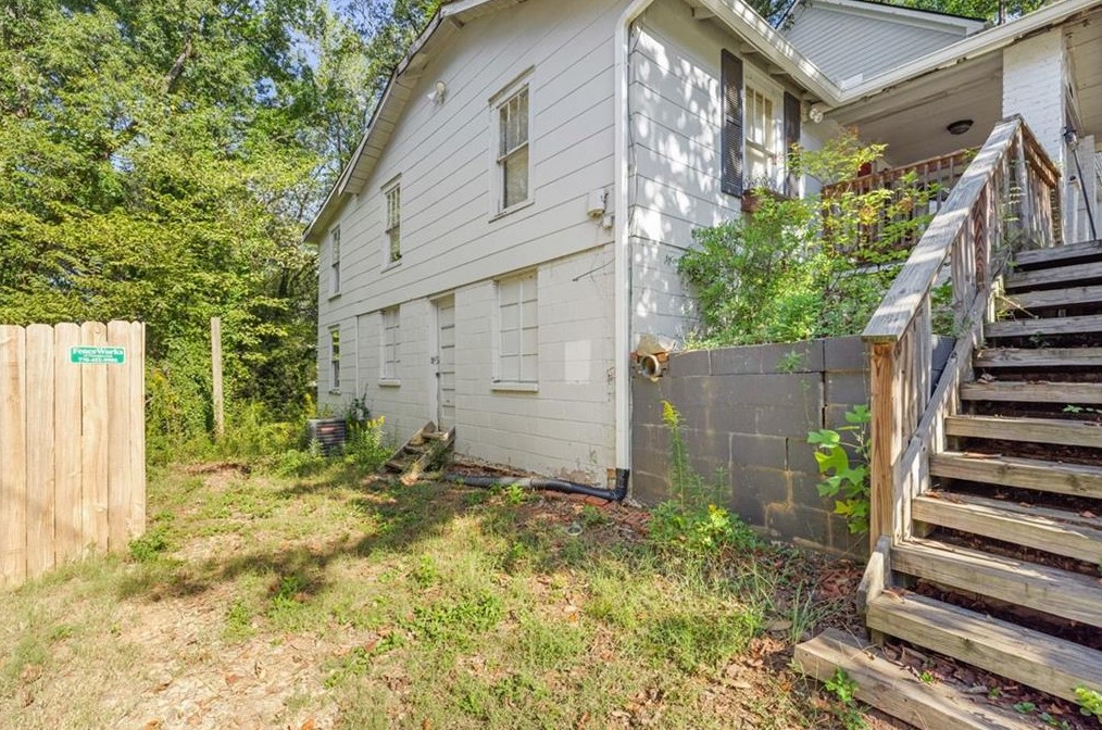 2336 Bernard Rd, Atlanta, GA 30318-1169