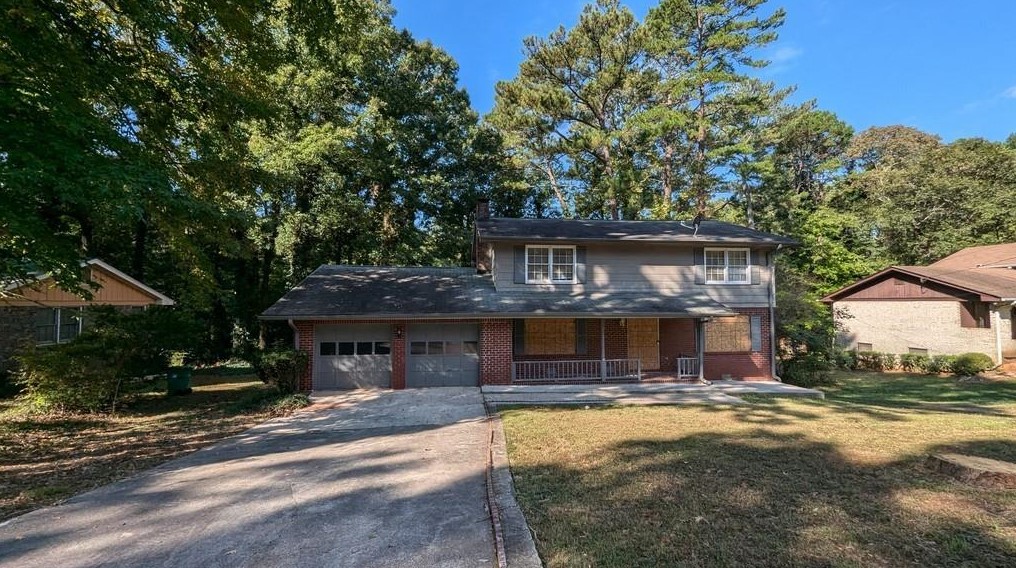 4301 Bramwell Dr, Stone Mountain, GA 30083-2428