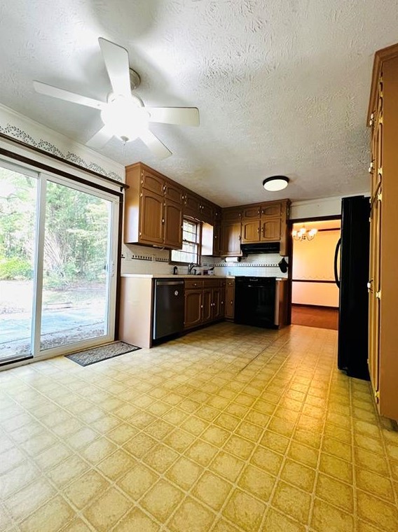 4541 Arcado Rd Sw, Lilburn, GA 30047