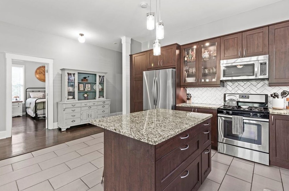 1213 Milton Ter, Atlanta GA 30315-2413 exterior