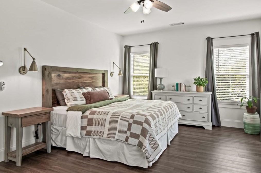 1213 Milton Ter, Atlanta GA 30315-2413 exterior