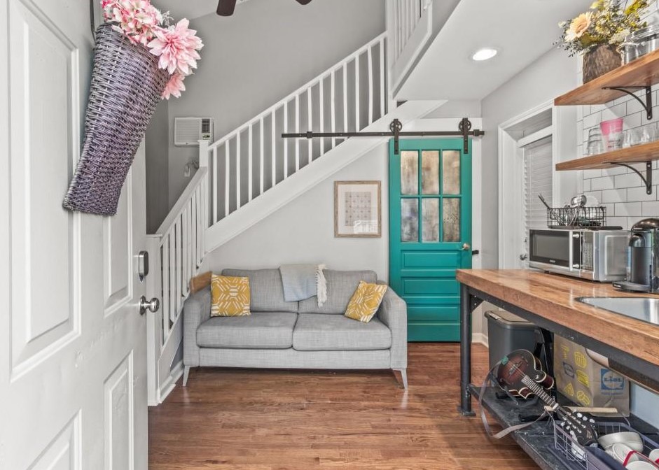 1213 Milton Ter, Atlanta GA 30315-2413 exterior