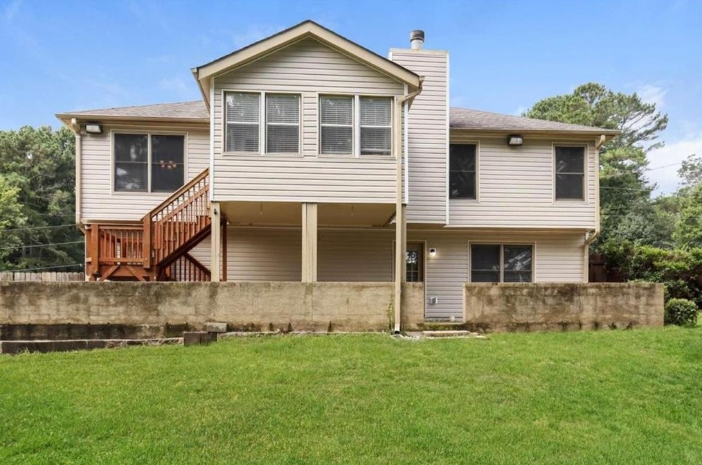 755 Holcombe Woods Ct, Auburn, GA 30011-2300