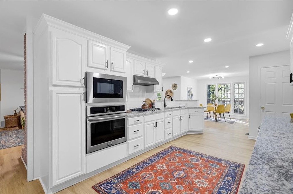 2907 Dogwood Dr, Atlanta GA 30354-1153 exterior