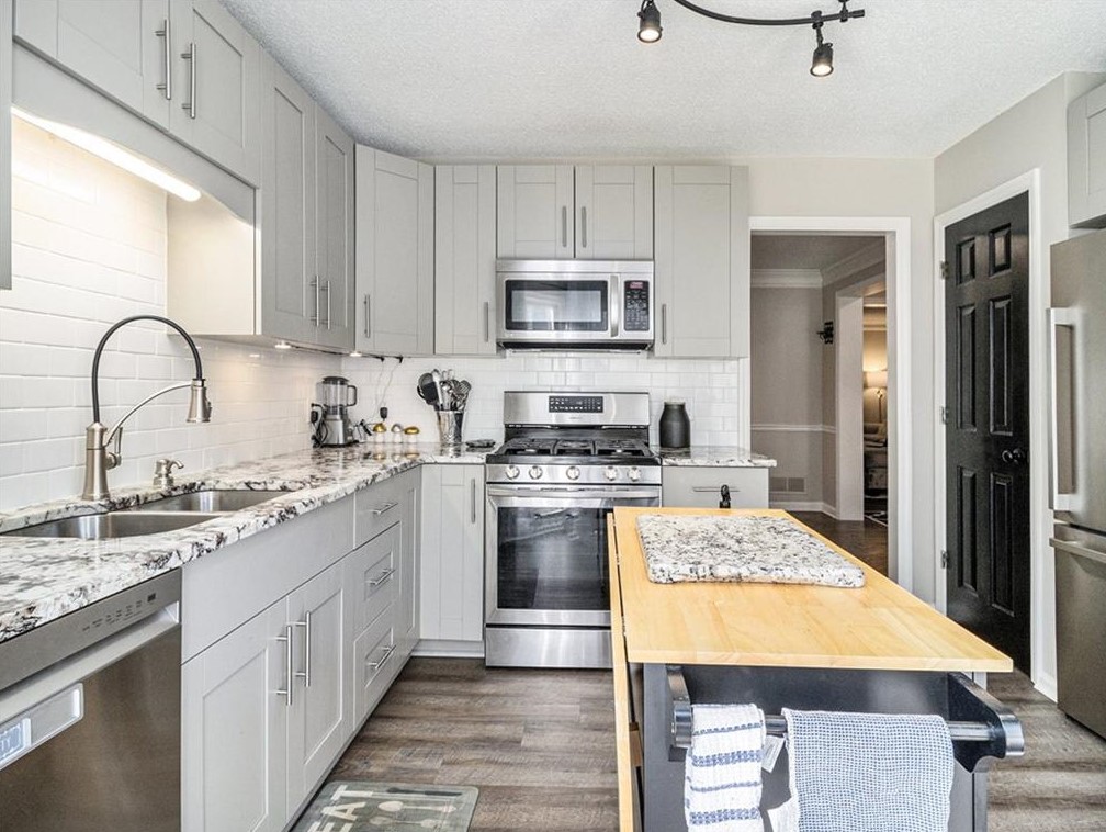 3907 Meeting St, Duluth GA  30096-3199 exterior