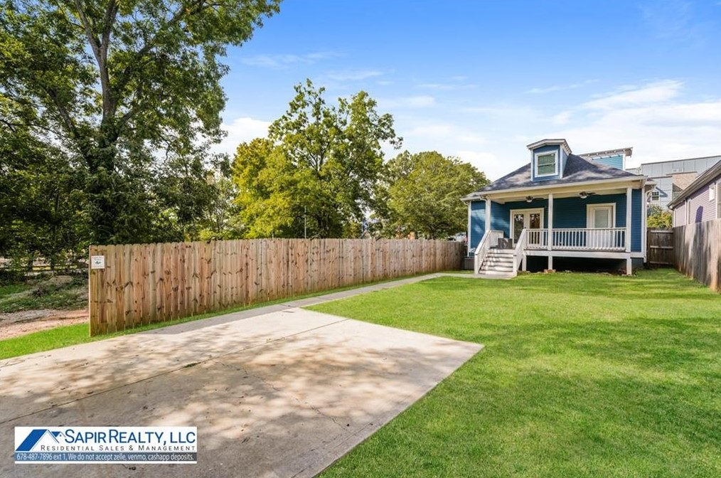 802 Lowndes St, Atlanta, GA 30310