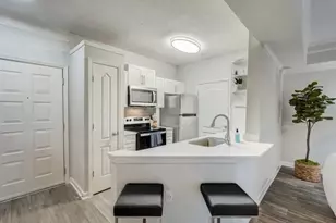 2900 Pharr Ct NW, Atlanta, GA 30305 - Photo 2
