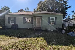 968 Quinlan Dr, Macon, GA 31206 - Photo 2