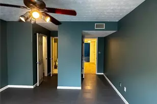 1101 Lenox Way NE, Atlanta, GA 30324 - Photo 16