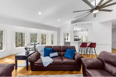 6137 White Oak Drive, Flowery Branch, GA 30542 - Photo 10