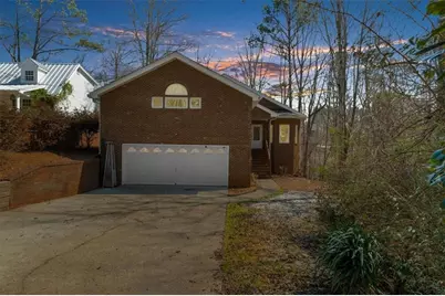 6137 White Oak Drive, Flowery Branch, GA 30542 - Photo 2