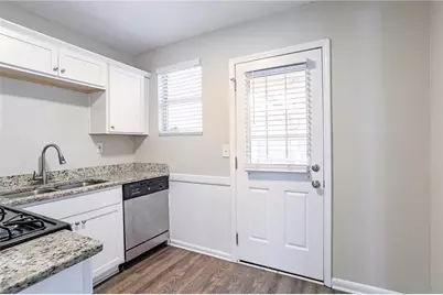 2519 Godfrey Drive NW, Atlanta, GA 30318 - Photo 10