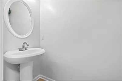 2357 Bayrose Circle #57B, East Point, GA 30344 - Photo 6