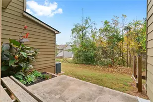 2357 Bayrose Cir, East Point, GA 30344 - Photo 2