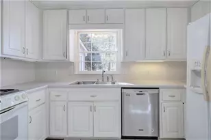 2864 Holly Oaks Dr, Marietta, GA 30062 - Photo 16