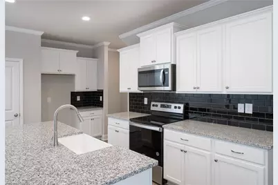 5522 Leyland Drive, Flowery Branch, GA 30542 - Photo 4