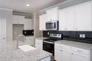 5522 Leyland Dr, Flowery Branch, GA 30542 - Photo 4