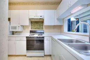 240 Renaissance Pkwy, Atlanta, GA 30308 - Photo 26