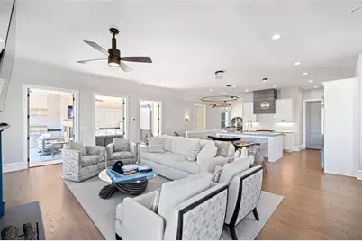 152 Grand Crescent, Alpharetta, GA 30009 - Photo 4