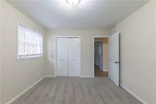 3390 Glenview Cir SW, Atlanta, GA 30331 - Photo 20