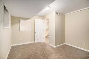 6979 Bruce Cir, Lithonia, GA 30058 - Photo 12