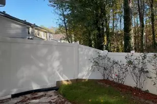 1702 Camden Forrest Tr, Riverdale, GA 30296 - Photo 6