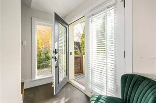 9129 Selborne Ln, Chattahoochee Hills, GA 30268 - Photo 4