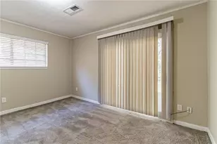 633 Larchmont Cir NW, Atlanta, GA 30318 - Photo 22