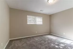 633 Larchmont Cir NW, Atlanta, GA 30318 - Photo 20