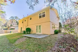 633 Larchmont Cir NW, Atlanta, GA 30318 - Photo 28