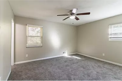 633 Larchmont Circle NW, Atlanta, GA 30318 - Photo 12