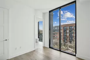 2425 Peachtree Rd NE, Atlanta, GA 30305 - Photo 10