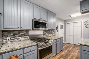 370 Davis Rd, Blue Ridge, GA 30513 - Photo 12