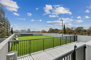 2425 Peachtree Rd NE, Atlanta, GA 30305 - Photo 24