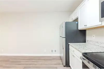 4412 Rustic Wood Drive, Stone Mountain, GA 30083 - Photo 8