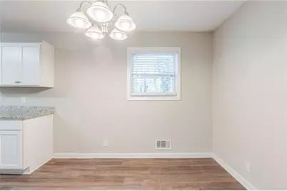 4412 Rustic Wood Drive, Stone Mountain, GA 30083 - Photo 10