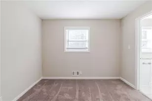 4412 Rustic Wood Dr, Stone Mountain, GA 30083 - Photo 14