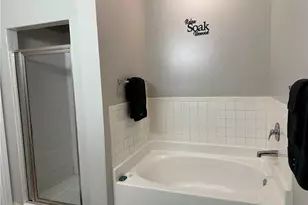 870 Mayson Turner Rd NW, Atlanta, GA 30314 - Photo 10