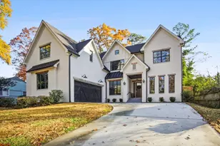 3041 Parkridge Dr NE, Brookhaven, GA 30319 - Photo 1