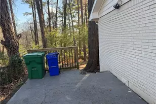 3705 Daisy Dr, Decatur, GA 30032 - Photo 10