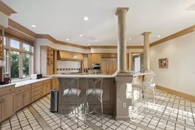 712 W Paces Ferry Road, Atlanta, GA 30327 - Photo 12