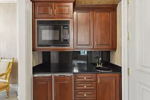 712 W Paces Ferry Rd, Atlanta, GA 30327 - Photo 24