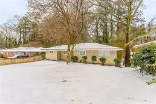 2792 Plantation Dr, Atlanta, GA 30344 - Photo 2