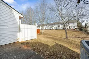 5547 Strathmoor Manor Cir, Lithonia, GA 30058 - Photo 16