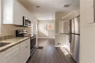 2473 Tyler Way, Decatur, GA 30032 - Photo 10