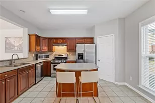 2428 Bridlewood Dr SE, Atlanta, GA 30339 - Photo 6