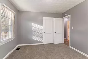 2196 Knoll Dr, Decatur, GA 30032 - Photo 16