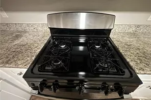 5449 Martins Crossing Rd, Stone Mountain, GA 30088 - Photo 8